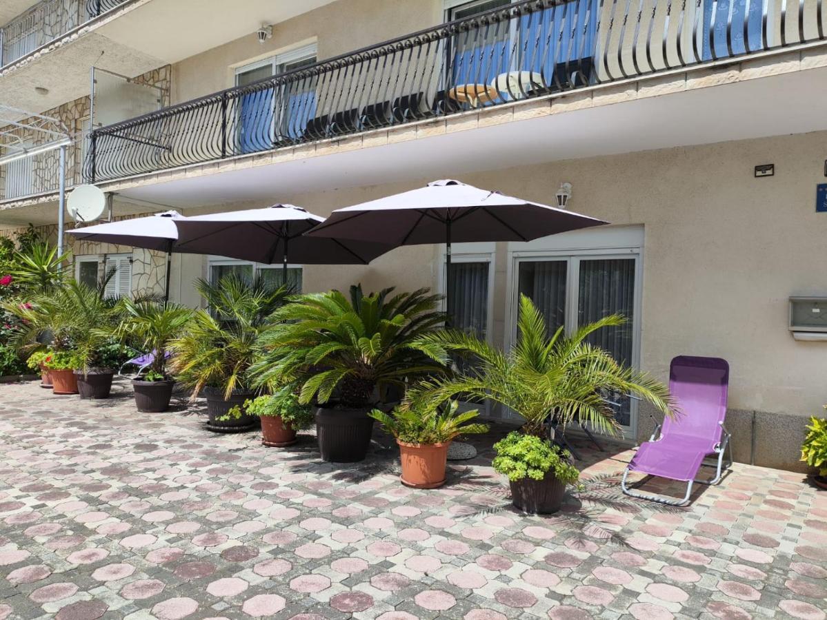 Villa Niko Podstrana Exterior foto